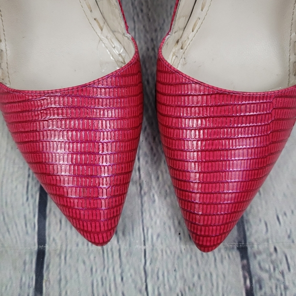 ALICE + OLIVIA | embossed leather high heel pumps - Picture 3 of 12